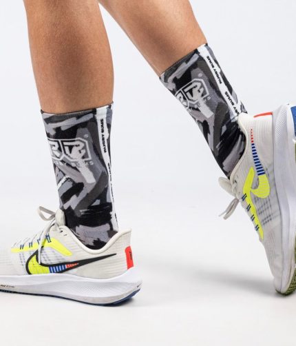 Black Urban Crew socks - M(Size 4-7)